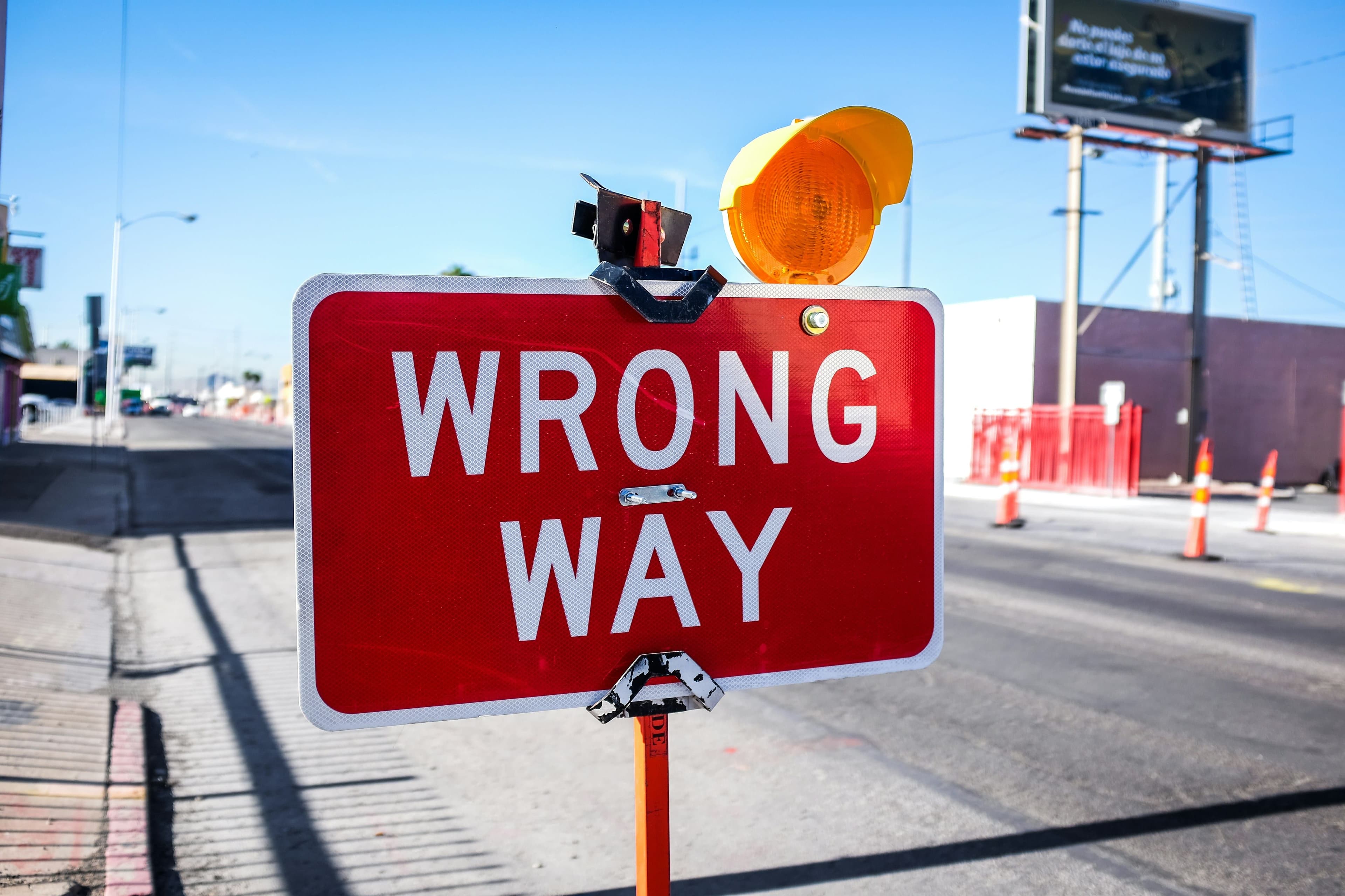 The 5 Fatal Mistakes PE-Backed Manufacturers Make When Hiring Leadership (And How to Avoid Them)